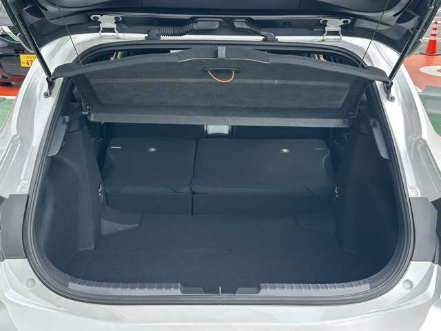 トヨタ カローラスポーツ　ハイブリッド １．８ ハイブリッド Ｇ Ｚ R5年 (東海) 99