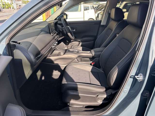 ホンダ ＺＲ－Ｖ ２．０ Ｅ：ＨＥＶ Ｘ ４ＷＤ R4年 (東海) 99