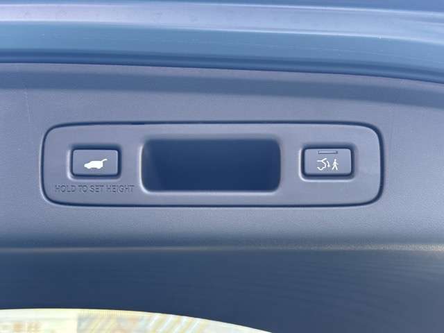 ホンダ ＺＲ－Ｖ ２．０ Ｅ：ＨＥＶ Ｘ ４ＷＤ R4年 (東海) 99