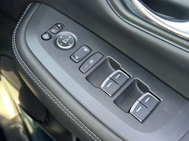 ホンダ ＺＲ－Ｖ ２．０ Ｅ：ＨＥＶ Ｘ ４ＷＤ R4年 (東海) 99