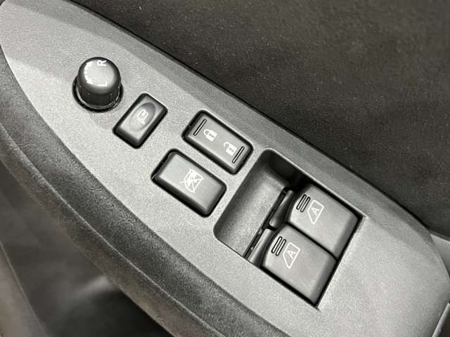 日産 フェアレディＺ ３．７ ＮＩＳＭＯ H28年 (関東) 99