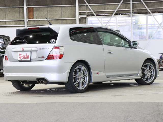 ホンダ シビック ２．０ H16年 (関東) 99