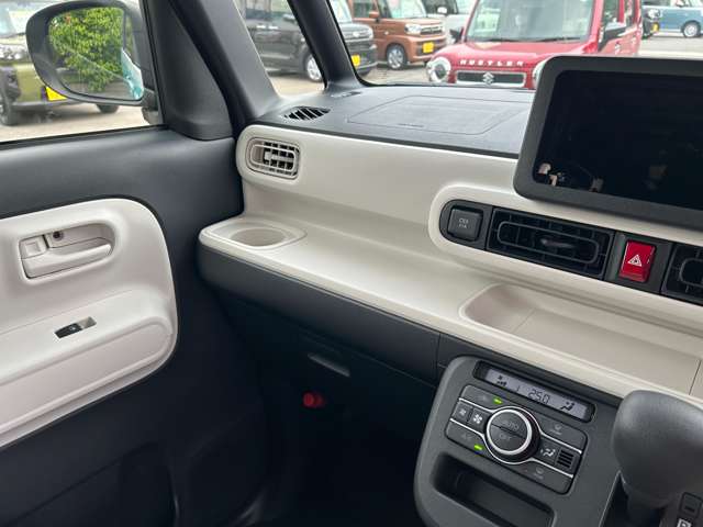 ダイハツ ムーヴ　キャンバス ６６０ ストライプス Ｘ ４ＷＤ R7年 () 99