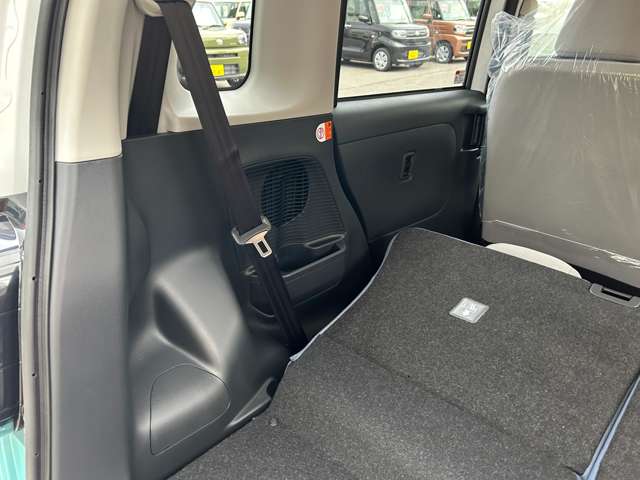 ダイハツ ムーヴ　キャンバス ６６０ ストライプス Ｘ ４ＷＤ R7年 () 99