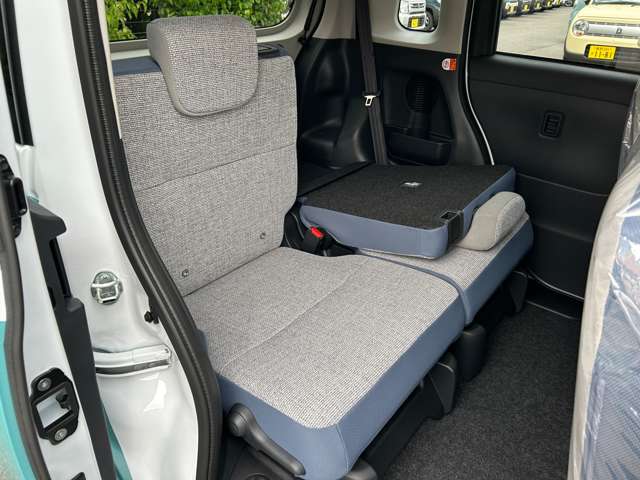 ダイハツ ムーヴ　キャンバス ６６０ ストライプス Ｘ ４ＷＤ R7年 () 99