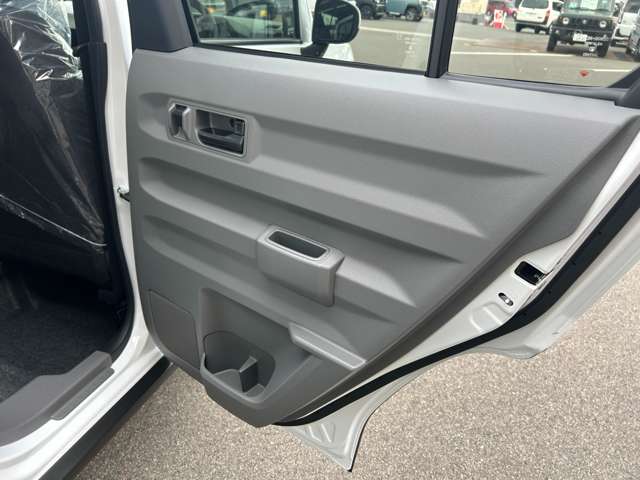 ダイハツ タフト ６６０ Ｘターボ ４ＷＤ R6年 () 99