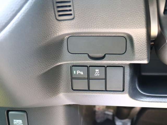 ホンダ Ｎ　ＢＯＸ カスタム ６６０ Ｌ ターボ R4年 (関東) 99