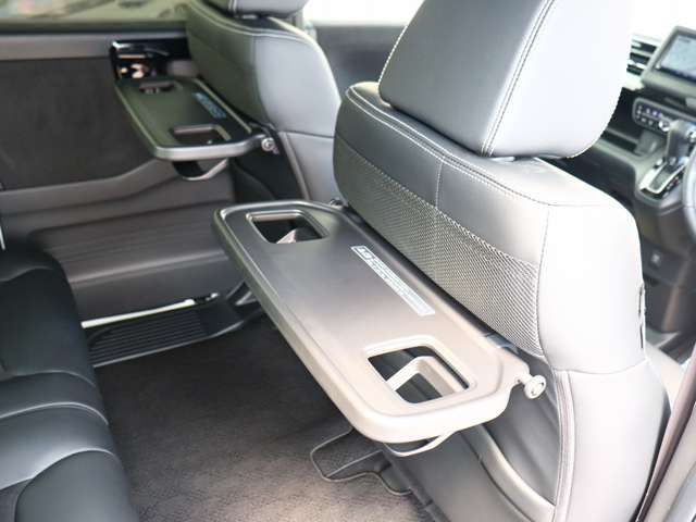 ホンダ Ｎ　ＢＯＸ カスタム ６６０ Ｌ ターボ R4年 (関東) 99