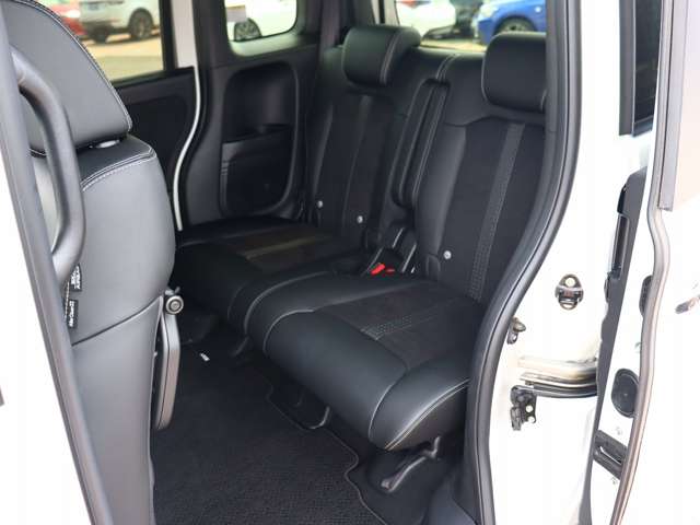 ホンダ Ｎ　ＢＯＸ カスタム ６６０ Ｌ ターボ R4年 (関東) 99