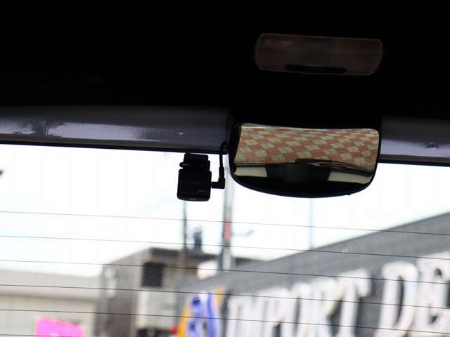 ホンダ Ｎ　ＢＯＸ カスタム ６６０ Ｌ ターボ R4年 (関東) 99