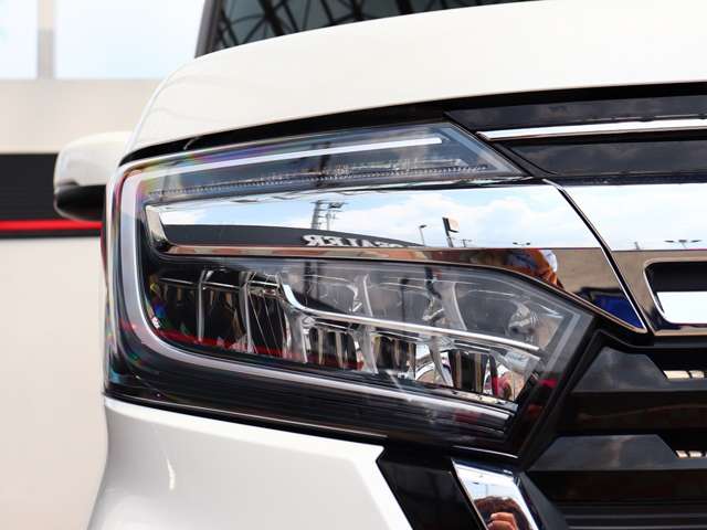 ホンダ Ｎ　ＢＯＸ カスタム ６６０ Ｌ ターボ R4年 (関東) 99