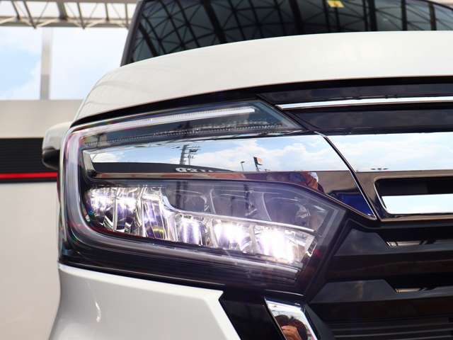 ホンダ Ｎ　ＢＯＸ カスタム ６６０ Ｌ ターボ R4年 (関東) 99