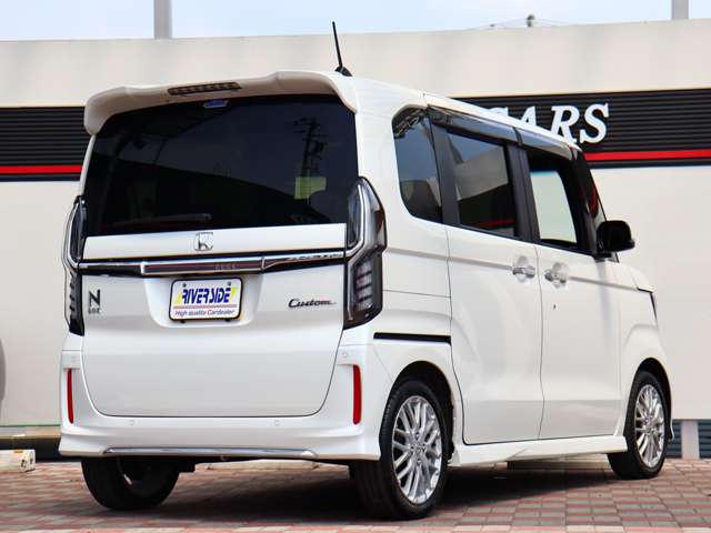 ホンダ Ｎ　ＢＯＸ カスタム ６６０ Ｌ ターボ R4年 (関東) 99