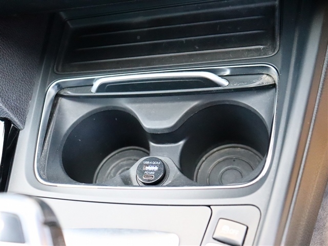 ＢＭＷ ３シリーズ ３２０ｄ　スポーツ H28年 (関東) 99