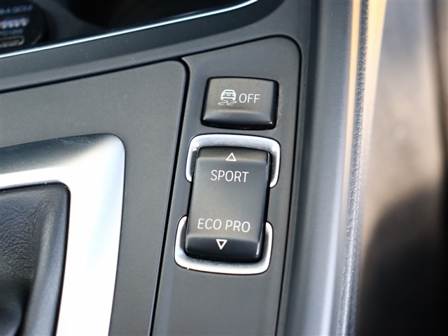 ＢＭＷ ３シリーズ ３２０ｄ　スポーツ H28年 (関東) 99