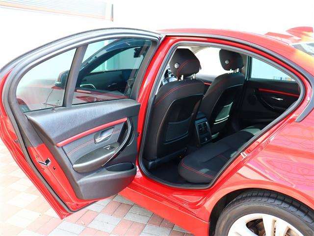 ＢＭＷ ３シリーズ ３２０ｄ　スポーツ H28年 (関東) 99