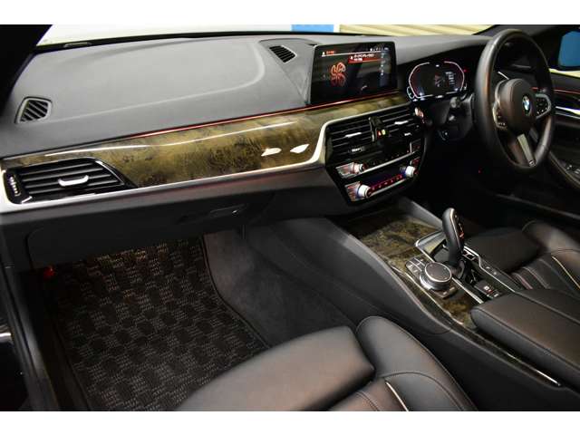 ＢＭＷ ５シリーズ ５３０Ｉ Ｍスポーツ R2年 (関東) 99