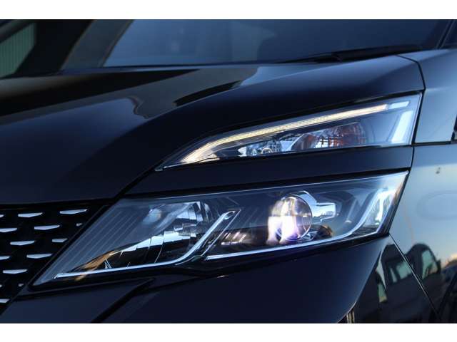 日産 セレナ １．２ Ｅ－ＰＯＷＥＲ ＡＵＴＥＣＨ セーフティパッケージ R1年 (関東) 99