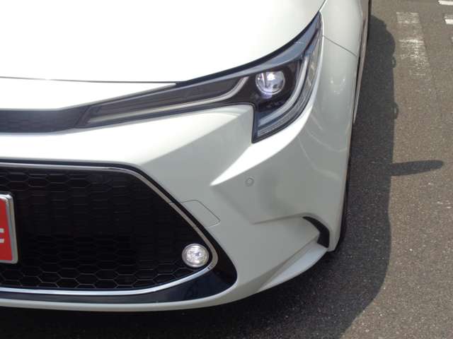 トヨタ カローラ　ツーリング　ハイブリッド １．８ ハイブリッド ＷＸＢ R3年 (中国) 99