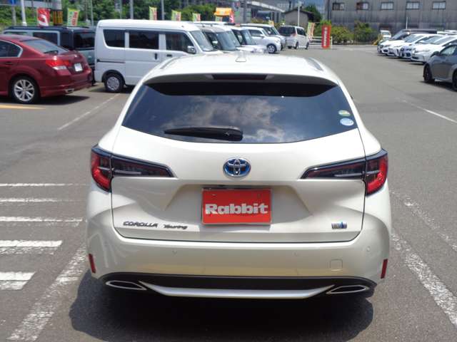 トヨタ カローラ　ツーリング　ハイブリッド １．８ ハイブリッド ＷＸＢ R3年 (中国) 99