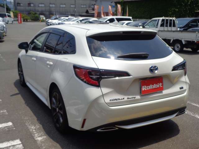 トヨタ カローラ　ツーリング　ハイブリッド １．８ ハイブリッド ＷＸＢ R3年 (中国) 99