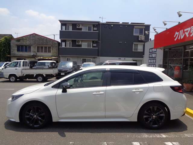 トヨタ カローラ　ツーリング　ハイブリッド １．８ ハイブリッド ＷＸＢ R3年 (中国) 99