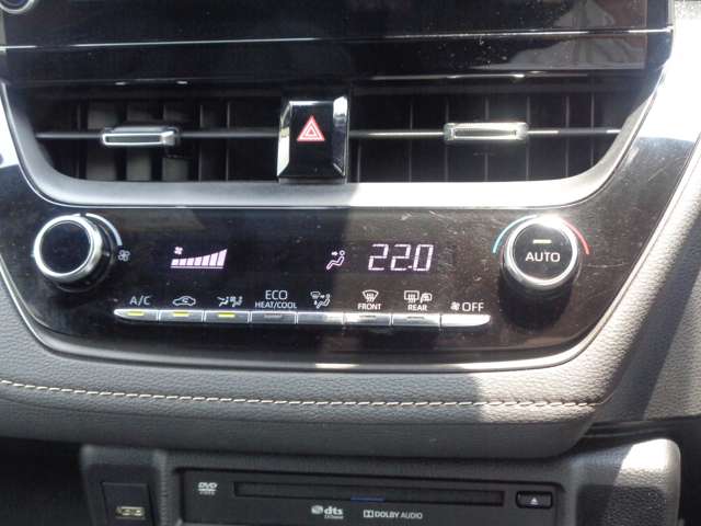 トヨタ カローラ　ツーリング　ハイブリッド １．８ ハイブリッド ＷＸＢ R3年 (中国) 99