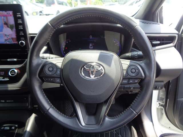 トヨタ カローラ　ツーリング　ハイブリッド １．８ ハイブリッド ＷＸＢ R3年 (中国) 99