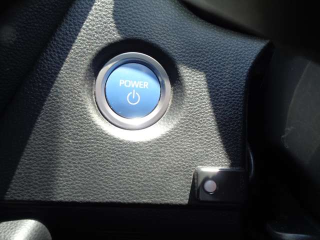 トヨタ カローラ　ツーリング　ハイブリッド １．８ ハイブリッド ＷＸＢ R3年 (中国) 99