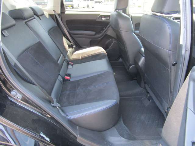 スバル フォレスター ２．０ＸＴ アイサイト ４ＷＤ H26年 (関東) 99
