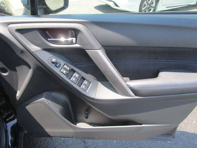 スバル フォレスター ２．０ＸＴ アイサイト ４ＷＤ H26年 (関東) 99