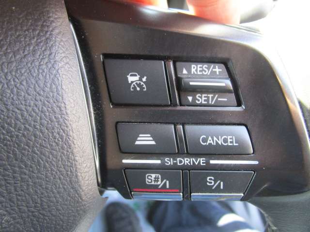 スバル フォレスター ２．０ＸＴ アイサイト ４ＷＤ H26年 (関東) 99