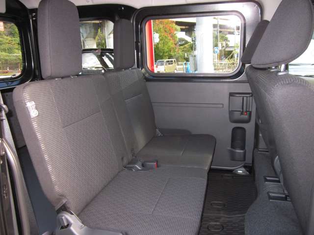 ダイハツ ハイゼットカーゴ ６６０ クルーズターボ R6年 (関東) 99