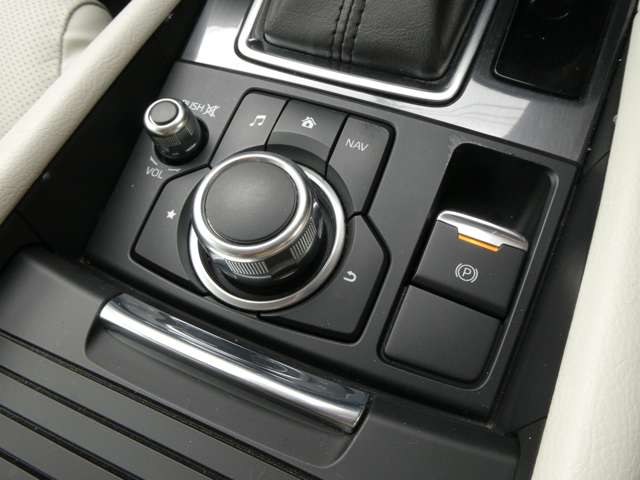 マツダ アテンザ　セダン ２．２ ＸＤ Ｌパッケージ ディーゼルターボ H27年 (関東) 99