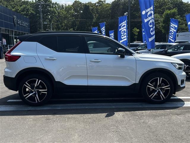 ボルボ ＸＣ４０ Ｔ４ ＡＷＤ Ｒデザイン ４ＷＤ R1年 (東北) 99