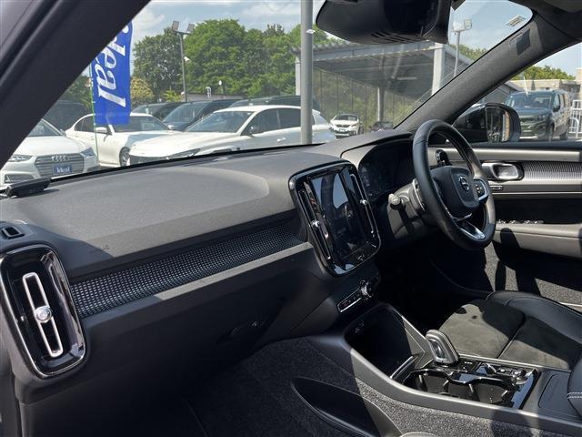 ボルボ ＸＣ４０ Ｔ４ ＡＷＤ Ｒデザイン ４ＷＤ R1年 (東北) 99