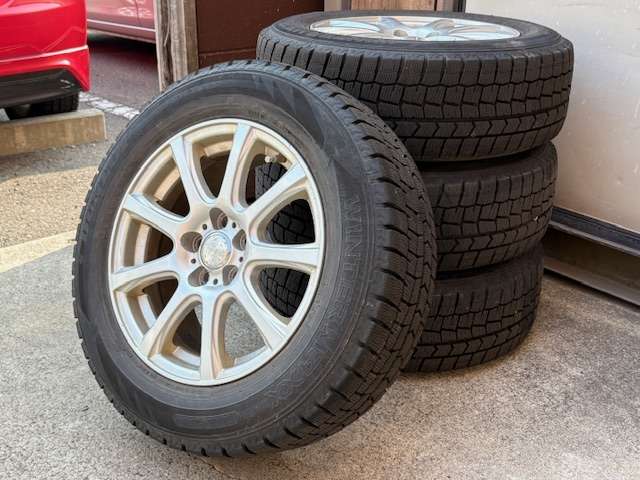 トヨタ プリウス １．８ Ｓ セーフティ プラス Ｅ－ＦＯＵＲ ４ＷＤ H30年 (東北) 99