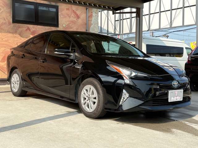 トヨタ プリウス １．８ Ｓ セーフティ プラス Ｅ－ＦＯＵＲ ４ＷＤ H30年 (東北) 99