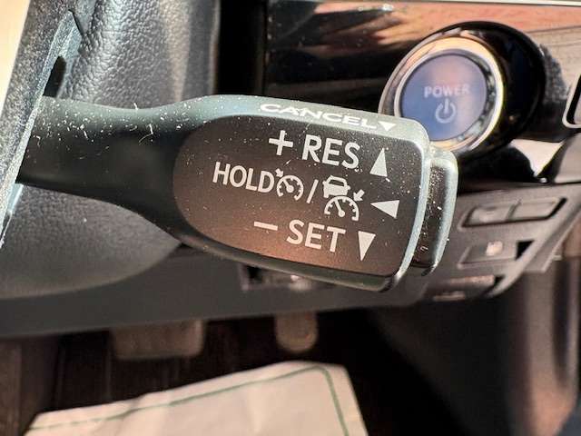 トヨタ プリウス １．８ Ｓ セーフティ プラス Ｅ－ＦＯＵＲ ４ＷＤ H30年 (東北) 99