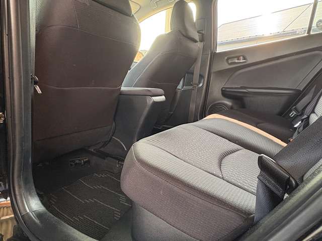 トヨタ プリウス １．８ Ｓ セーフティ プラス Ｅ－ＦＯＵＲ ４ＷＤ H30年 (東北) 99