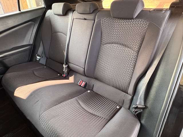 トヨタ プリウス １．８ Ｓ セーフティ プラス Ｅ－ＦＯＵＲ ４ＷＤ H30年 (東北) 99