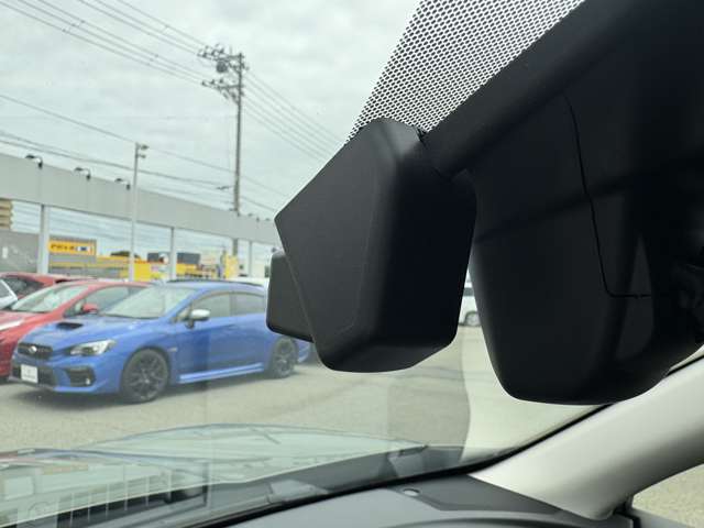 スバル フォレスター　ハイブリッド ２．０ アドバンス ４ＷＤ H30年 (東北) 99