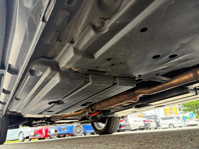 スバル フォレスター　ハイブリッド ２．０ アドバンス ４ＷＤ H30年 (東北) 99