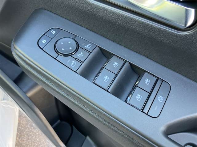 日産 セレナ １．４ Ｅ－ＰＯＷＥＲ ハイウェイスターＶ R6年 (東海) 99