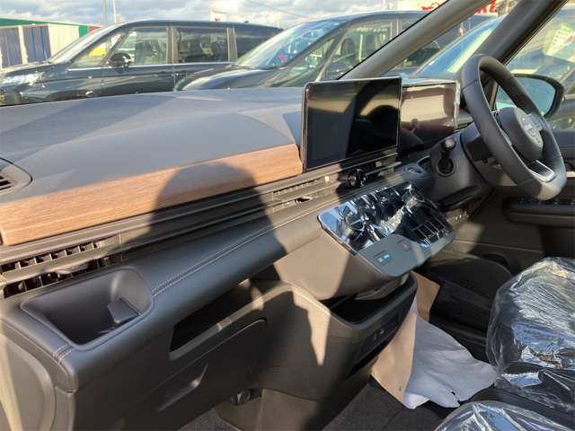 日産 セレナ １．４ Ｅ－ＰＯＷＥＲ ハイウェイスターＶ R6年 (東海) 99