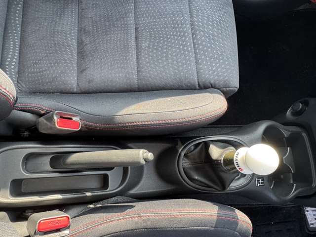 日産 マーチ １．５ ＮＩＳＭＯ Ｓ H28年 (東北) 99