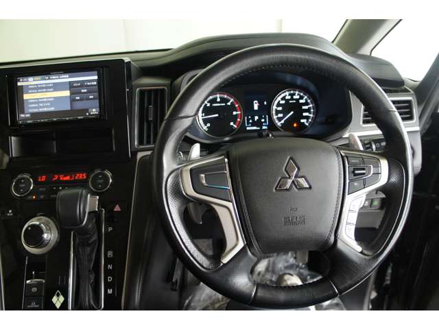 三菱 デリカ　Ｄ：５ ２．２ Ｇ ディーゼルターボ ４ＷＤ R1年 (東北) 99