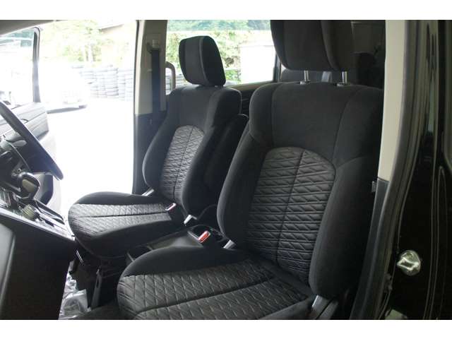 三菱 デリカ　Ｄ：５ ２．２ Ｇ ディーゼルターボ ４ＷＤ R1年 (東北) 99