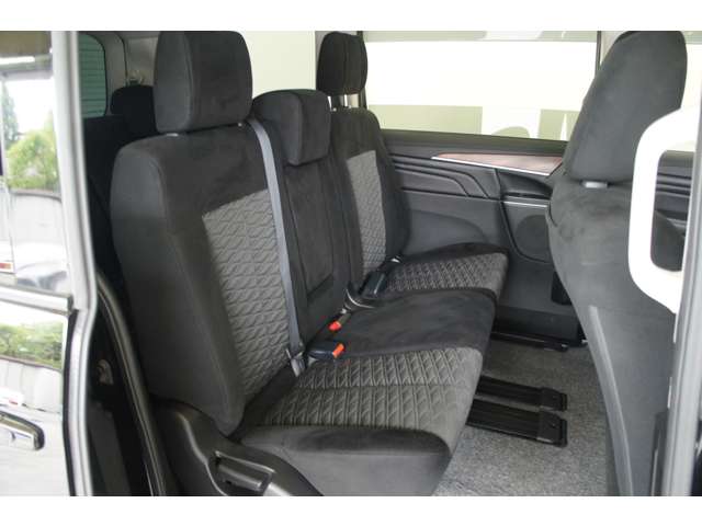 三菱 デリカ　Ｄ：５ ２．２ Ｇ ディーゼルターボ ４ＷＤ R1年 (東北) 99