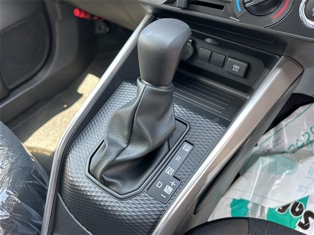 トヨタ ライズ １．２ Ｘ R6年 (東海) 99